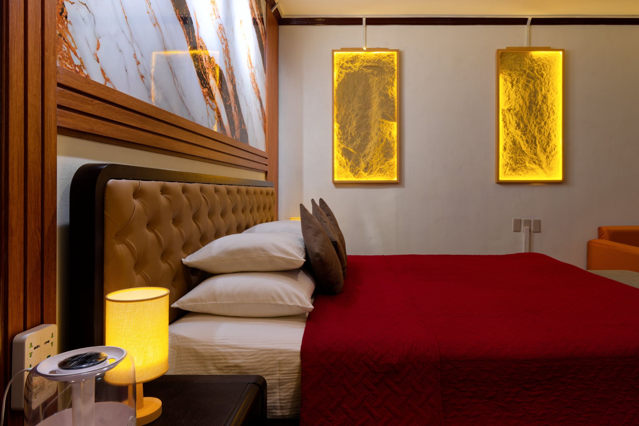 Room 207 Room4